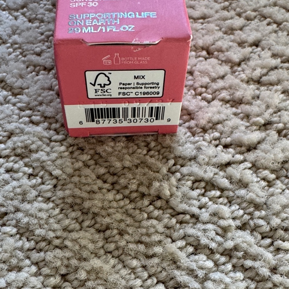 Pacifica Ultra CC Cream Radiant Foundation - Warm/Light - Picture 5 of 9